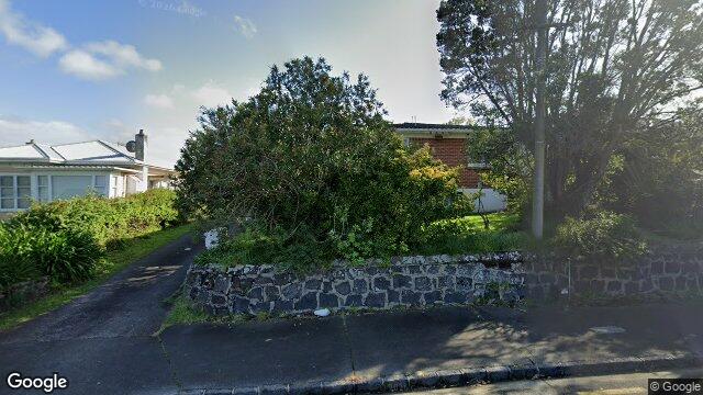 2/402 Mount Albert Road