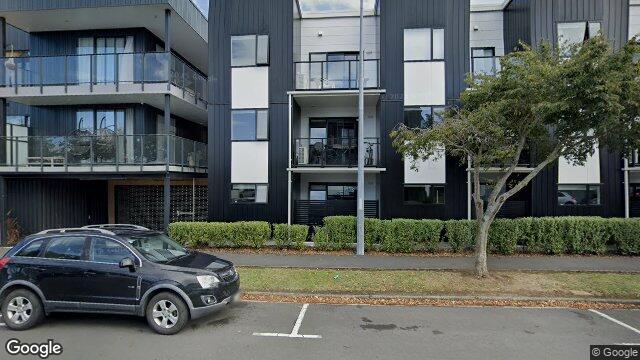 G07/17 Vialou Street