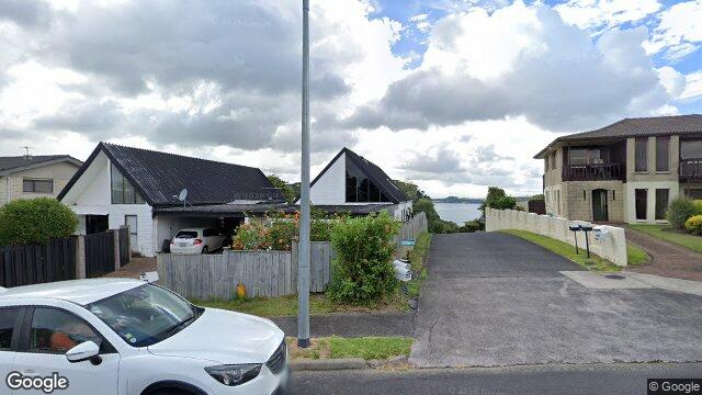 8B Himalaya Crescent