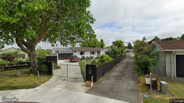 24 Christie Crescent