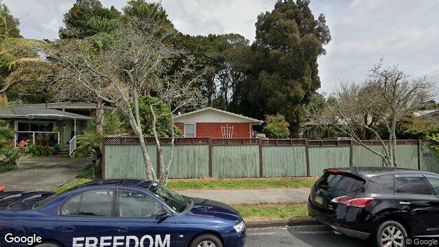 53 Lawrence Crescent