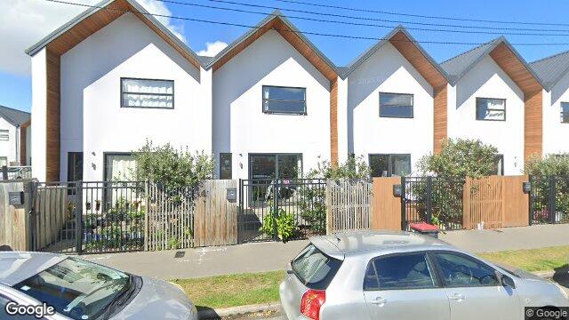 4/290 Hereford Street